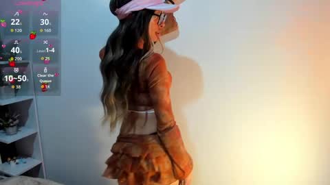 amapola_hs online show from May 8, 9:53 pm