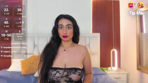 Snapshot of amara18_ chatting on April 24, 8:00 pm amara18_ online show from April 24, 8:00 pm
