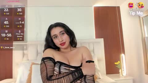Snapshot of amara18_ chatting on June 2, 8:22 pm amara18_ online show from June 2, 8:22 pm