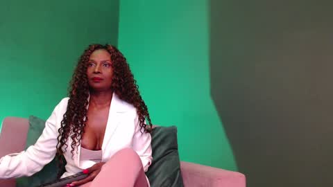 luna online show from January 16, 1:14 pm