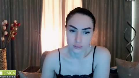 Snapshot of amara_campbell chatting on June 14, 2:20 am amara campbell online show from June 14, 2:20 am