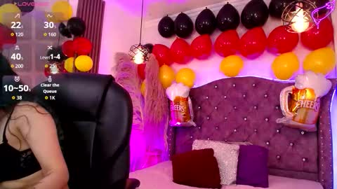 Snapshot of amara_davis1 chatting on September 29, 3:44 am amara_davis1 online show from September 29, 3:44 am