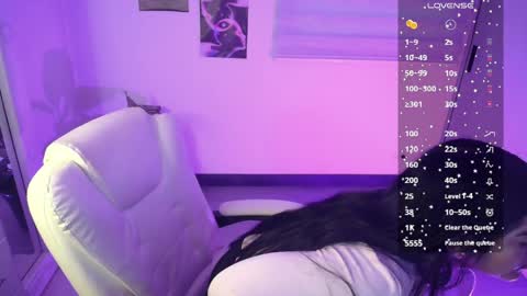 amara_silk online show from June 3, 11:10 pm