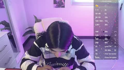 amara_silk online show from June 6, 4:55 pm