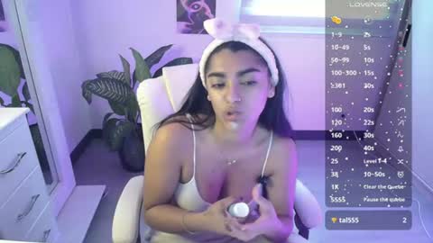 amara_silk online show from July 23, 9:24 pm