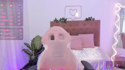 Snapshot of amara_tay chatting on March 7, 10:10 pm Amara tay online show from March 7, 10:10 pm