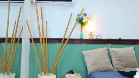 Amara online show from February 18, 12:15 am