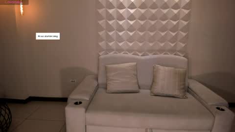 Snapshot of amaradivinex chatting on May 2, 11:04 am Amara Di online show from May 2, 11:04 am