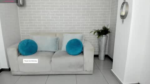 Snapshot of amaradivinex chatting on May 16, 10:23 am Amara Di online show from May 16, 10:23 am