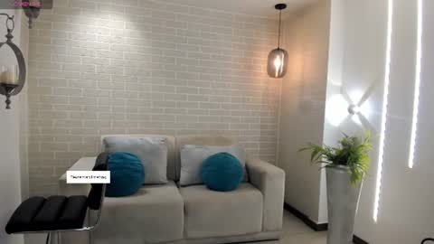 Snapshot of amaradivinex chatting on June 10, 11:31 am Amara Di online show from June 10, 11:31 am