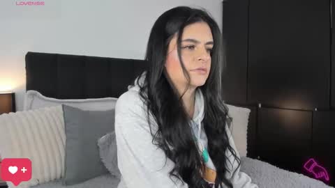 Snapshot of amarae chatting on March 27, 9:47 pm Amara online show from March 27, 9:47 pm