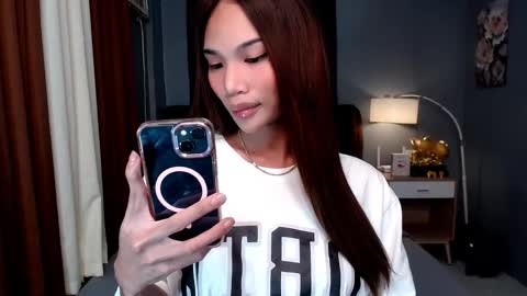 cute amara online show from March 25, 7:20 pm