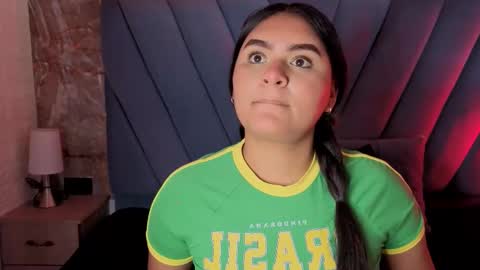 amarahanks_ online show from November 12, 3:56 pm