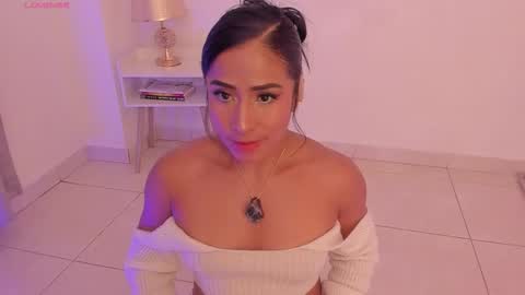 Snapshot of amaraht_ chatting on October 14, 8:59 am Amara online show from October 14, 8:59 am