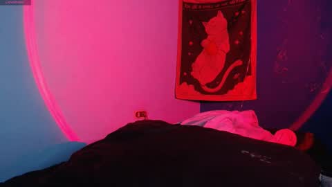 Snapshot of amaralof chatting on March 2, 8:54 am amaralof online show from March 2, 8:54 am