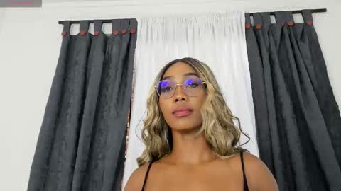 amaraluxe online show from October 29, 8:43 pm