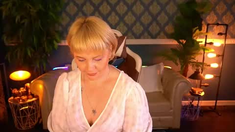 Snapshot of amaranights chatting on June 12, 7:13 pm Sofia online show from June 12, 7:13 pm