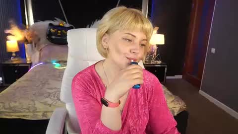 Snapshot of amaranights chatting on July 3, 1:06 pm Sofia online show from July 3, 1:06 pm