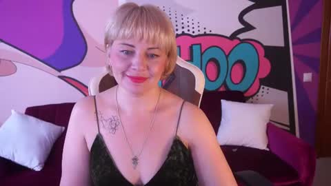 Snapshot of amaranights chatting on July 6, 3:47 pm Sofia online show from July 6, 3:47 pm