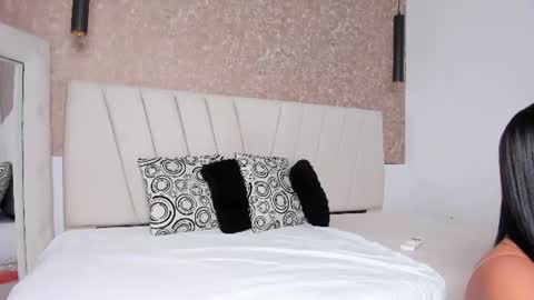 Snapshot of amaranta_carey chatting on August 2, 10:52 pm amaranta_carey online show from August 2, 10:52 pm