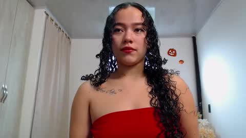 Snapshot of amaranta_f00x chatting on October 13, 12:27 pm Amaranta online show from October 13, 12:27 pm