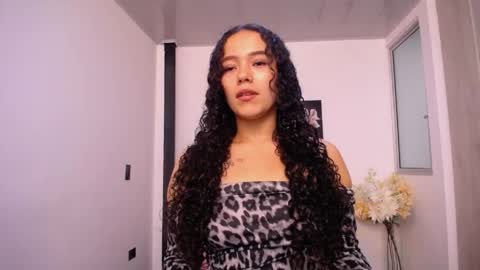 Snapshot of amaranta_f00x chatting on May 5, 12:35 pm Amaranta online show from May 5, 12:35 pm