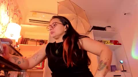 Susan online show from February 12, 11:33 pm