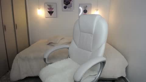 Amarantha online show from September 11, 1:33 pm