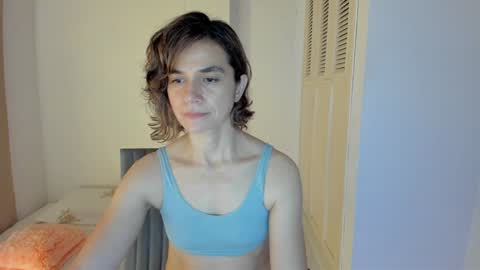 Snapshot of amaranthaajames chatting on February 8, 4:25 am Amarantha online show from February 8, 4:25 am