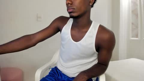 Amare online show from October 18, 7:25 pm