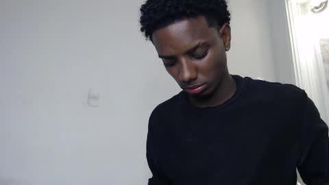 Amare online show from October 22, 7:35 pm