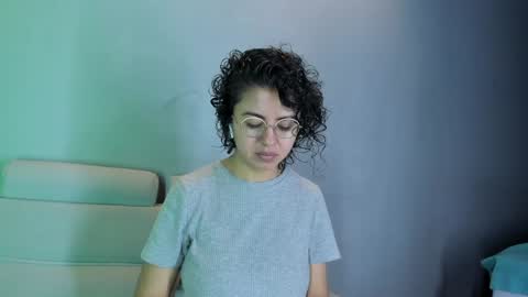 Emily online show from December 21, 11:55 am