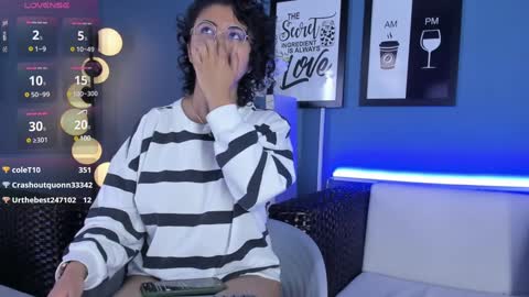 Emily online show from December 28, 2:42 pm