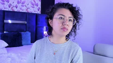 Emily online show from December 29, 3:57 pm