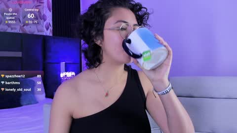 Emily online show from January 3, 3:55 pm