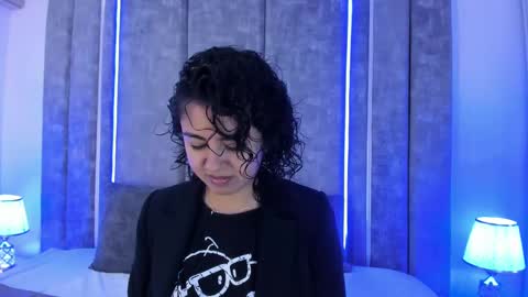 Emily online show from March 7, 11:40 am