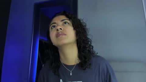 Emily online show from November 10, 2:05 pm