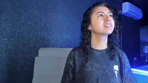 Emily online show from April 28, 10:53 am