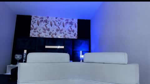 Emily online show from May 24, 12:32 pm