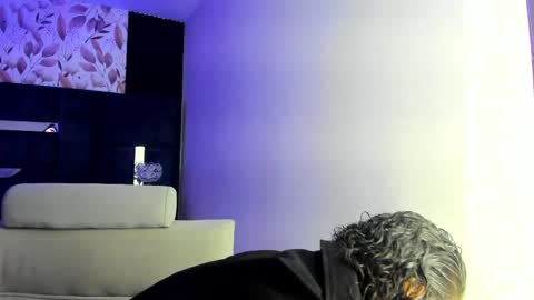Emily online show from May 28, 11:07 am