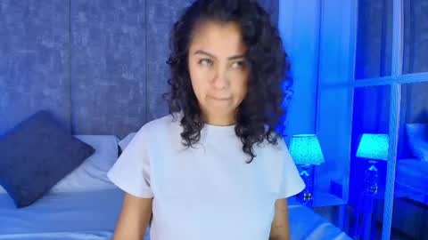 Emily online show from June 9, 11:33 am