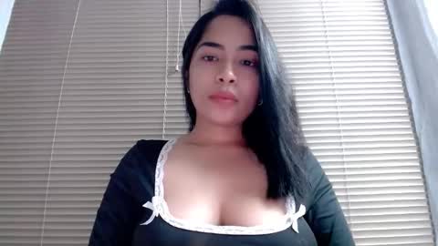 Amariah Holly online show from December 14, 5:07 pm
