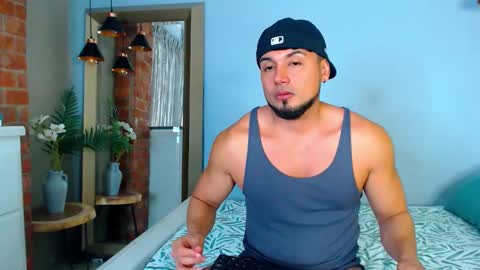 Husain junior lian dante and mask online show from January 28, 2:32 am