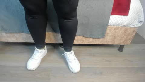 Snapshot of amatista__smith chatting on September 29, 1:05 pm AMATISTA online show from September 29, 1:05 pm