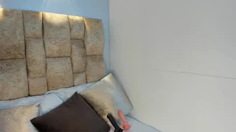 Snapshot of amatista__smith chatting on October 17, 8:44 pm AMATISTA online show from October 17, 8:44 pm