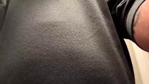 Snapshot of amaxwell1023 chatting on February 1, 2:32 am amaxwell1023 online show from February 1, 2:32 am