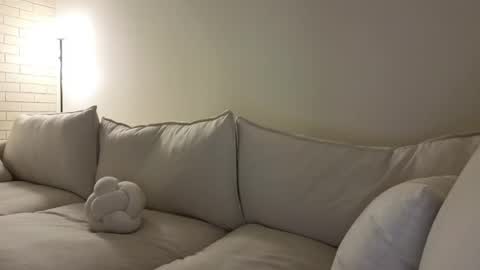 amaya_floress online show from June 30, 5:52 am