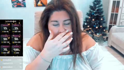 Snapshot of amazing_alina chatting on December 1, 10:43 pm Alina online show from December 1, 10:43 pm