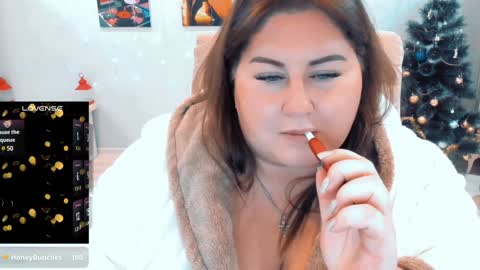 Snapshot of amazing_alina chatting on December 17, 12:23 am Alina online show from December 17, 12:23 am