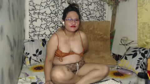 amazing angel online show from March 3, 11:35 pm